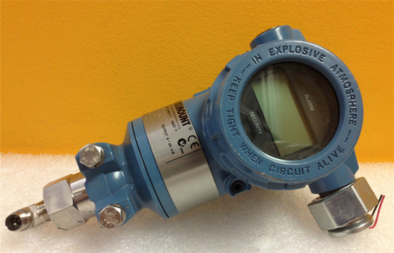 Rosemount 3051T nella linea trasmettitore di pressione relativa con il segnale numerico di 4-20 mA